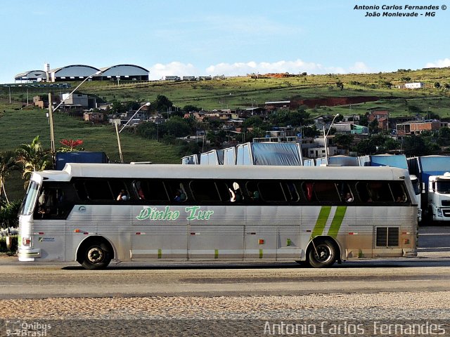 Dinho Tur 7417 na cidade de João Monlevade, Minas Gerais, Brasil, por Antonio Carlos Fernandes. ID da foto: 2893332.