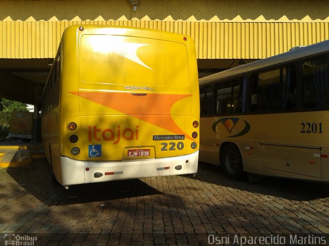 Viação Itajaí 220 na cidade de Itapira, São Paulo, Brasil, por Osni Aparecido Martins. Número da foto: #2894029.