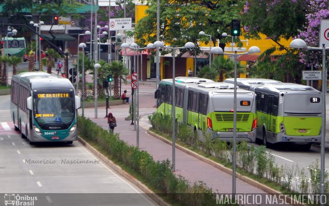 Expresso Luziense > Territorial Com. Part. e Empreendimentos 30411 na cidade de Belo Horizonte, Minas Gerais, Brasil, por Maurício Nascimento. Número da foto: #2895482.