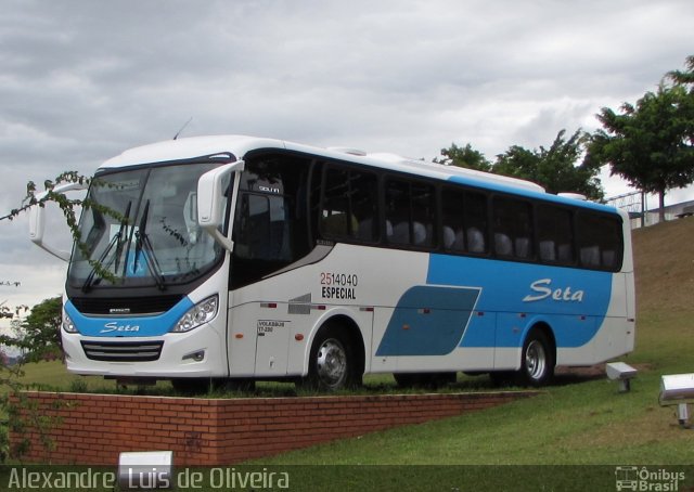 Seta Transportes 2514040 na cidade de Botucatu, São Paulo, Brasil, por Alexandre  Luis de Oliveira. Número da foto: #2895615.