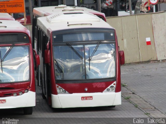 Ônibus Particulares 7 6916 na cidade de São Paulo, São Paulo, Brasil, por Caio  Takeda. ID da foto: 2894857.