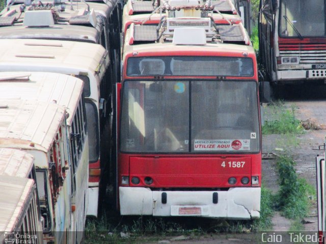 Sucata e Desmanches 4 1587 na cidade de São Paulo, São Paulo, Brasil, por Caio  Takeda. Número da foto: #2894797.