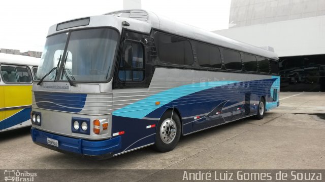 Ônibus Particulares 9018 na cidade de São Paulo, São Paulo, Brasil, por André Luiz Gomes de Souza. Número da foto: #2895437.