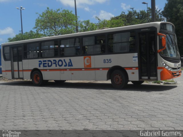 Empresa Pedrosa 835 na cidade de Recife, Pernambuco, Brasil, por Gabriel  Gomes. ID da foto: 2896465.