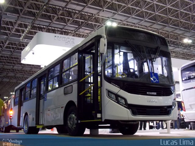 Iveco na cidade de Rio de Janeiro, Rio de Janeiro, Brasil, por Lucas Lima. Número da foto: #2896100.