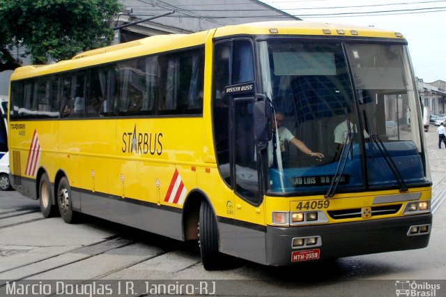 Viação Itapemirim 44059 na cidade de Rio de Janeiro, Rio de Janeiro, Brasil, por Márcio Douglas Ribeiro Venino. ID da foto: 2898558.