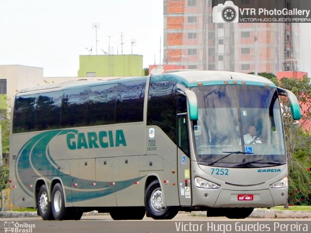Viação Garcia 7252 na cidade de Maringá, Paraná, Brasil, por Victor Hugo Guedes Pereira. Número da foto: #2897668.