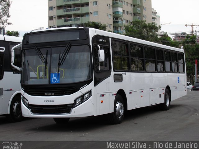 Iveco VIP IV na cidade de Rio de Janeiro, Rio de Janeiro, Brasil, por Maxwel Silva. Número da foto: #2897798.