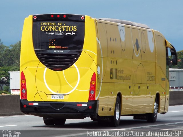 Ônibus Particulares 4693 na cidade de Lorena, São Paulo, Brasil, por Fabio Alcantara. Número da foto: #2971175.