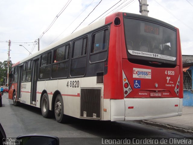 Express Transportes Urbanos Ltda 4 8820 na cidade de São Paulo, São Paulo, Brasil, por Eduardo de Oliveira. Número da foto: #2972576.