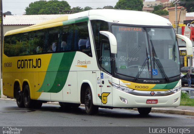 Empresa Gontijo de Transportes 19080 na cidade de Araxá, Minas Gerais, Brasil, por Lucas Borges . Número da foto: #2979403.
