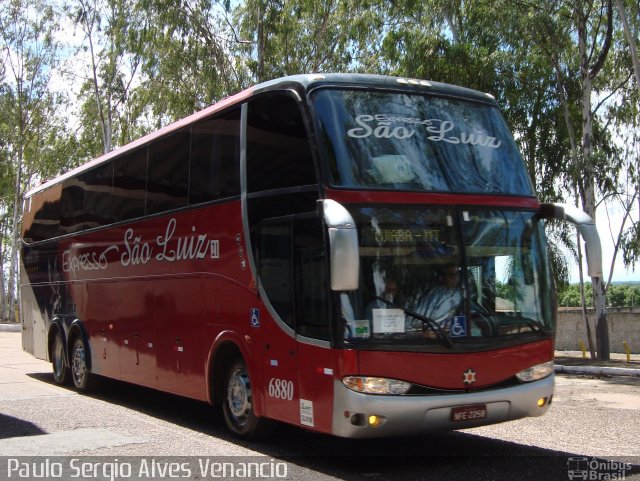 Expresso São Luiz 6880 na cidade de Cuiabá, Mato Grosso, Brasil, por Paulo Sergio Alves Venancio. ID da foto: 2989707.