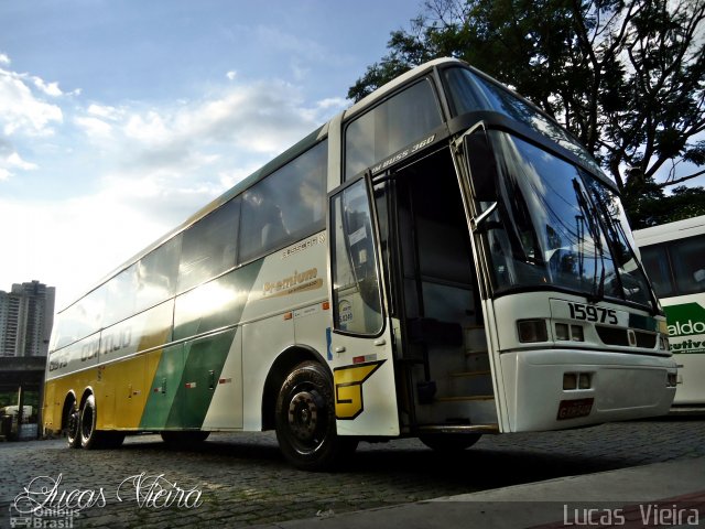 Empresa Gontijo de Transportes 15975 na cidade de Belo Horizonte, Minas Gerais, Brasil, por Lucas Vieira. ID da foto: 2988956.