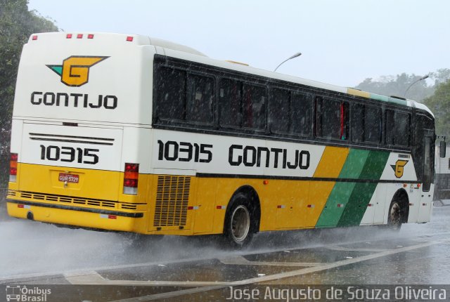 Empresa Gontijo de Transportes 10315 na cidade de Piraí, Rio de Janeiro, Brasil, por José Augusto de Souza Oliveira. ID da foto: 2992558.