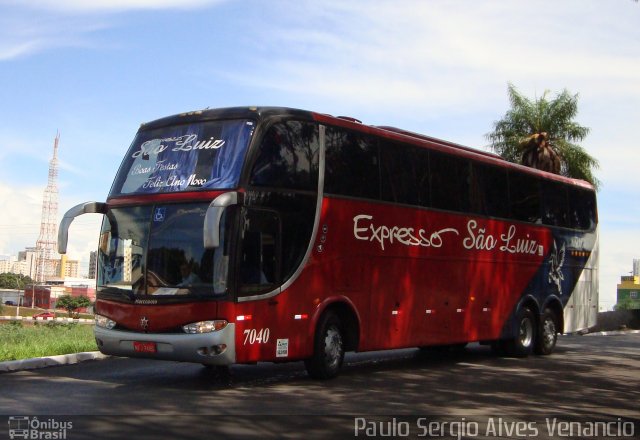 Expresso São Luiz 7040 na cidade de Cuiabá, Mato Grosso, Brasil, por Paulo Sergio Alves Venancio. ID da foto: 2992098.