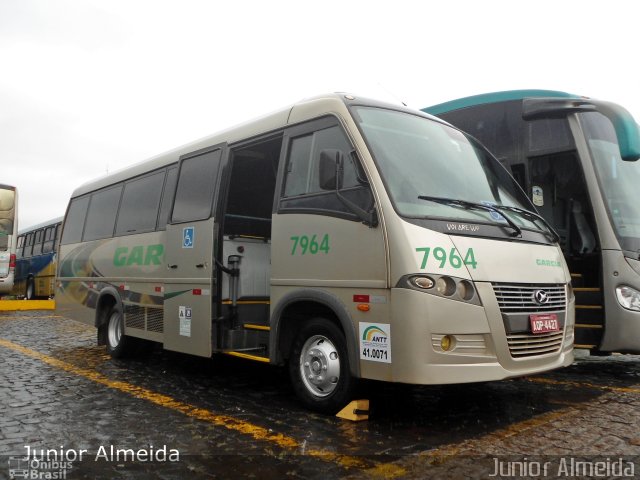 Viação Garcia 7964 na cidade de Londrina, Paraná, Brasil, por Junior Almeida. ID da foto: 2953902.