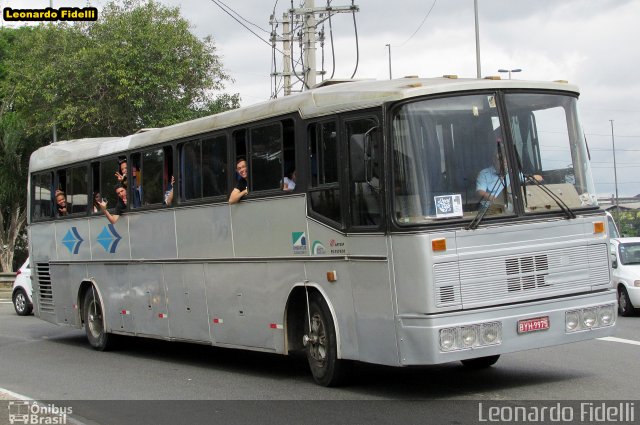 Ônibus Particulares 9975 na cidade de São Paulo, São Paulo, Brasil, por Leonardo Fidelli. Número da foto: #2952875.