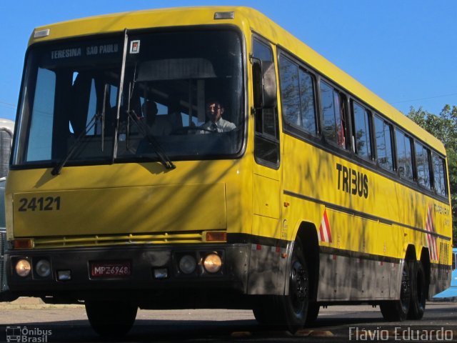 Viação Itapemirim 24121 na cidade de Teresina, Piauí, Brasil, por Flávio Eduardo. ID da foto: 2995737.