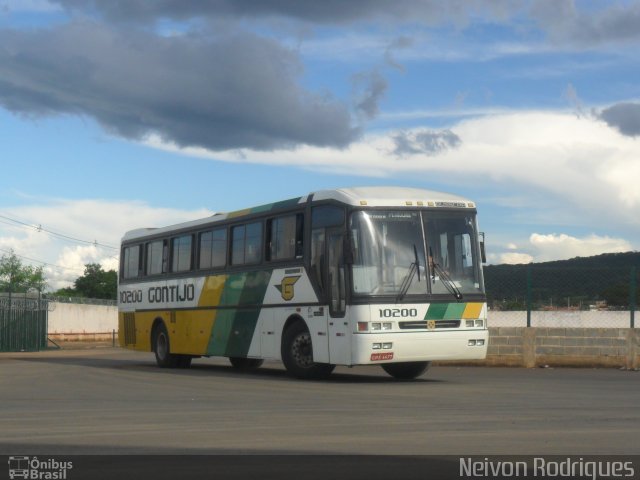 Empresa Gontijo de Transportes 10200 na cidade de Montes Claros, Minas Gerais, Brasil, por Neivon Rodrigues. ID da foto: 2996356.