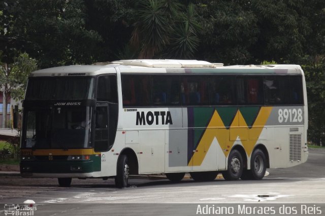 Viação Motta 89128 na cidade de Bauru, São Paulo, Brasil, por Adriano Moraes dos Reis. Número da foto: #2997141.