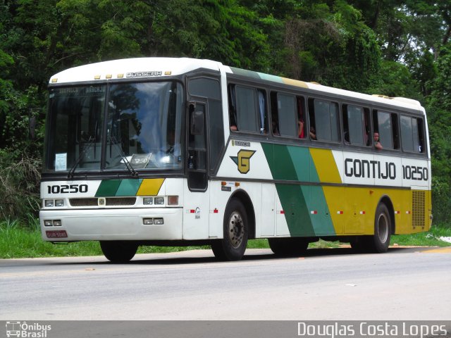 Empresa Gontijo de Transportes 10250 na cidade de Laranjal, Minas Gerais, Brasil, por Douglas Costa Lopes. ID da foto: 2996391.