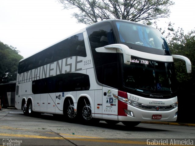 Auto Viação Catarinense 3523 na cidade de São Paulo, São Paulo, Brasil, por Gabriel Almeida. ID da foto: 2999761.