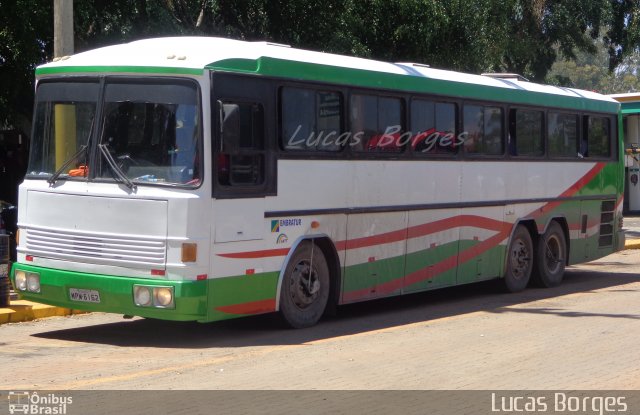 Ônibus Particulares 6162 na cidade de Araxá, Minas Gerais, Brasil, por Lucas Borges . Número da foto: #3001641.