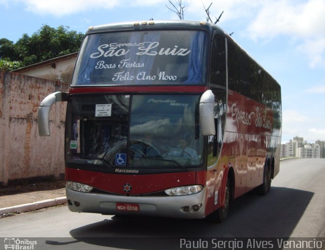 Expresso São Luiz 7230 na cidade de Cuiabá, Mato Grosso, Brasil, por Paulo Sergio Alves Venancio. Número da foto: #3004290.