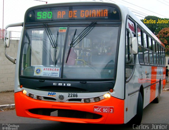 HP Transportes Coletivos 2286 na cidade de Goiânia, Goiás, Brasil, por Carlos Júnior. Número da foto: #3004885.
