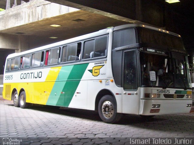 Empresa Gontijo de Transportes 5865 na cidade de Belo Horizonte, Minas Gerais, Brasil, por Ismael Toledo Junior. ID da foto: 3003553.