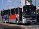 BBTT - Benfica Barueri Transporte e Turismo 5857 na cidade de Barueri, São Paulo, Brasil, por Michael  Alberto Vieira. Número da foto: #3003073.