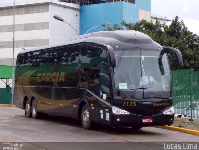 Viação Garcia 7175 na cidade de São Paulo, São Paulo, Brasil, por Lucas Lima. Número da foto: #3006811.