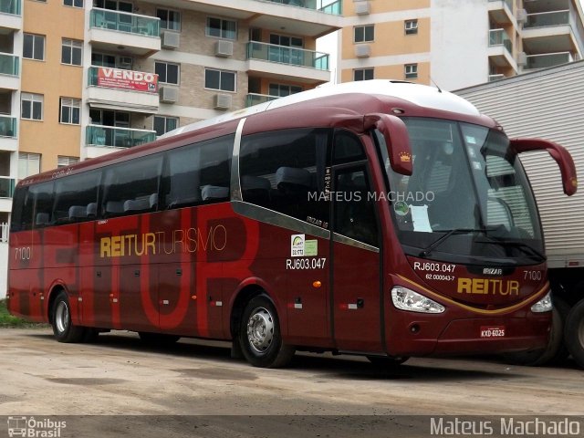 Reitur Turismo 7100 na cidade de Angra dos Reis, Rio de Janeiro, Brasil, por Mateus Machado. Número da foto: #3007803.