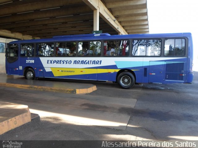 Expresso Araguari 27214 na cidade de Araguari, Minas Gerais, Brasil, por Alessandro Pereira dos Santos. ID da foto: 3010147.