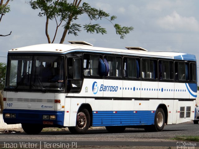 Empresa Barroso 107 na cidade de Teresina, Piauí, Brasil, por João Victor. ID da foto: 3009246.