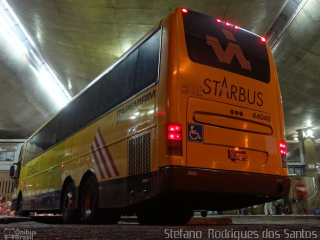 Viação Itapemirim 44045 na cidade de Uberlândia, Minas Gerais, Brasil, por Stefano  Rodrigues dos Santos. ID da foto: 3008813.