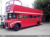 London Transport RM1571 na cidade de Gramado, Rio Grande do Sul, Brasil, por Junior Gasperin. ID da foto: :id.