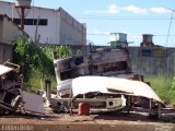 Sucata e Desmanches 3025 na cidade de Anápolis, Goiás, Brasil, por Edden Brito. Número da foto: #:id.