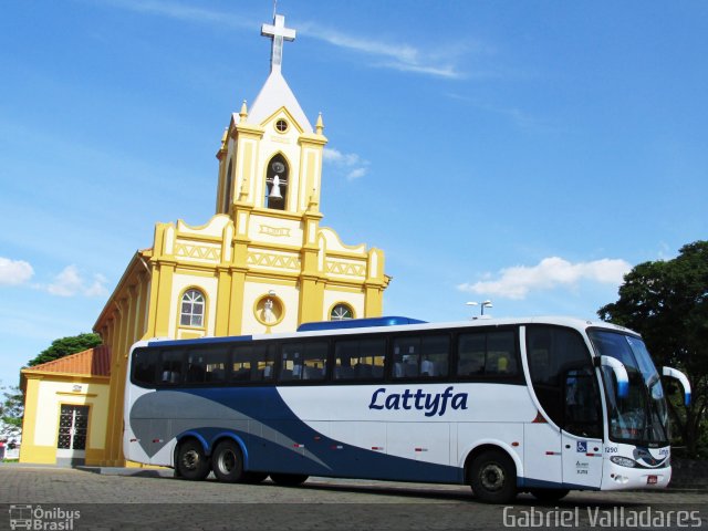 Lattyfa Turismo 1290 na cidade de Carmo do Cajuru, Minas Gerais, Brasil, por Gabriel Valladares. ID da foto: 3014181.