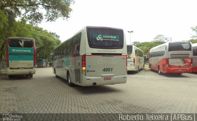Expresso Cristália 4051 na cidade de São Paulo, São Paulo, Brasil, por Roberto Teixeira. Número da foto: #3014723.