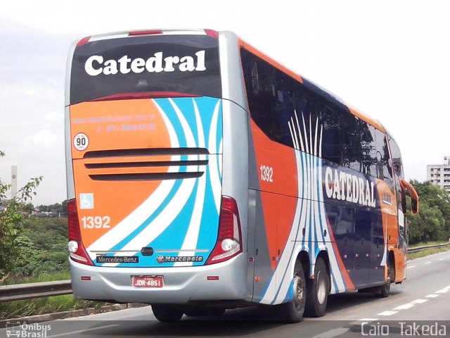 Catedral Turismo 1392 na cidade de Osasco, São Paulo, Brasil, por Caio  Takeda. Número da foto: #3018065.
