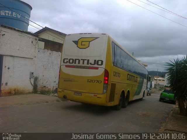 Empresa Gontijo de Transportes 12070 na cidade de Minas Novas, Minas Gerais, Brasil, por Josimar Gomes Simoes. ID da foto: 3016469.