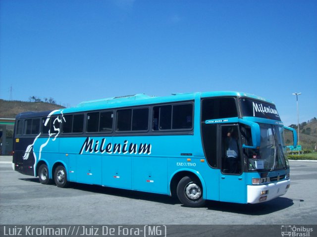 Milenium Turismo 1001 na cidade de Juiz de Fora, Minas Gerais, Brasil, por Luiz Krolman. ID da foto: 2954995.