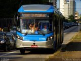 Viação Cidade Dutra 6 1736 na cidade de São Paulo, São Paulo, Brasil, por Thomas Souza da Silva. Número da foto: #:id.