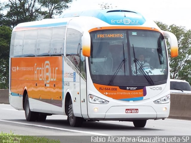 FretBus Fretamento e Turismo RJ 644.008 na cidade de Lorena, São Paulo, Brasil, por Fabio Alcantara. ID da foto: 3022564.