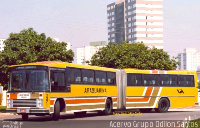 Viação Araguarina 3371 na cidade de Goiânia, Goiás, Brasil, por Carlos Júnior. Número da foto: #3022305.