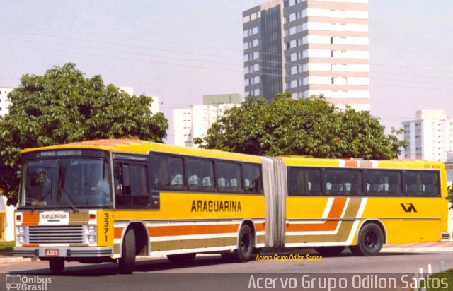 Viação Araguarina 3371 na cidade de Goiânia, Goiás, Brasil, por Carlos Júnior. ID da foto: 3022305.