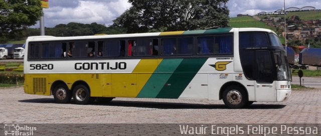 Empresa Gontijo de Transportes 5820 na cidade de João Monlevade, Minas Gerais, Brasil, por Wauir Engels Felipe Pessoa. ID da foto: 3021569.