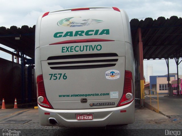 Viação Garcia 7576 na cidade de Londrina, Paraná, Brasil, por Diego Lopes. ID da foto: 2956952.