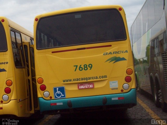 Viação Garcia 7689 na cidade de Londrina, Paraná, Brasil, por Diego Lopes. Número da foto: #2964848.